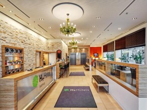  Vacation Hub International | H+ Hotel Salzburg Lobby