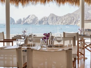  Vacation Hub International | Bahia Hotel & Beach House Lobby