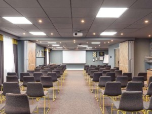  Vacation Hub International | Novotel London Bridge Lobby