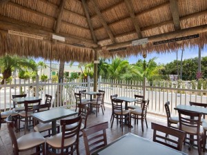  Vacation Hub International | Travelodge by Wyndham Florida City/Homestead/Everglades Lobby