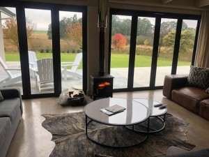  Vacation Hub International | Fairfax Farmhouse Lobby