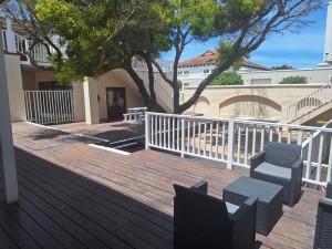  Vacation Hub International | The Dunes Hotel & Resort Lobby