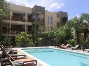  Vacation Hub International | LOL-HA Hotel Boutique Lobby