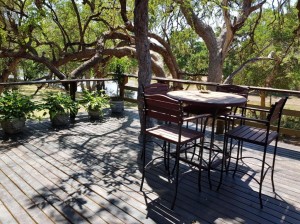  Vacation Hub International | Rio Dos Elefantes River Camp Lobby