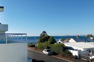  Vacation Hub International | Sea Breeze Beach Home in Melkbosstrand, Cape Town Lobby