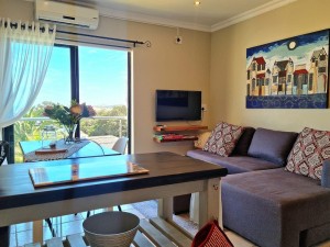  Vacation Hub International | Apartment 18 Lifestyle Lobby