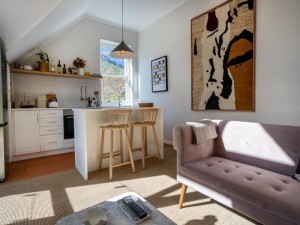  Vacation Hub International | Rozendal Stay Lobby