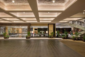  Vacation Hub International | Shangri-La Eros New Delhi Lobby