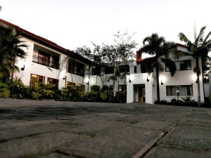  Vacation Hub International | Aanmani Rose Guesthouse Lobby