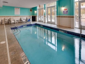  Vacation Hub International | Best Western Premier I-95 Savannah Airport/ Pooler West Lobby