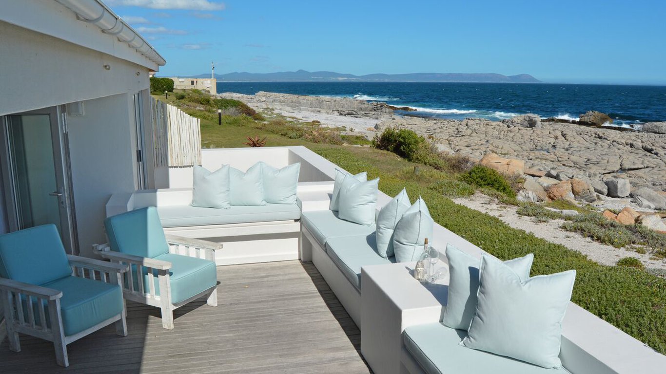 Vacation Hub International - VHI - Travel Club - Hermanus Beach Club