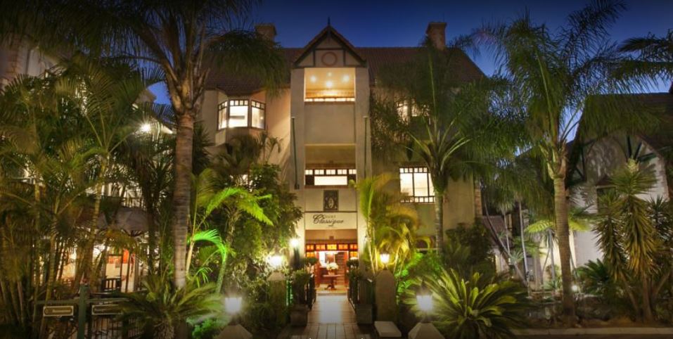 Vacation Hub International - VHI - Travel Club - Court Classique Suite