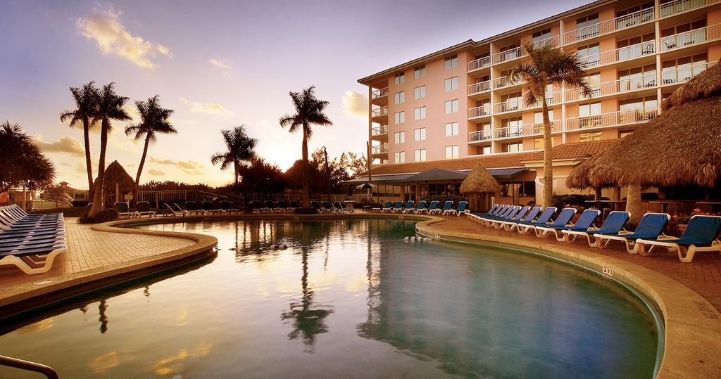 Vacation Hub International - VHI - Travel Club - Palm Beach Shores Resort and Vacation Villas