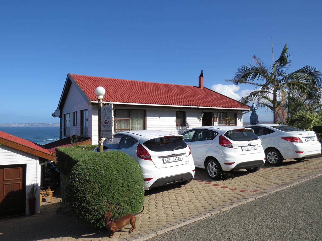 Vacation Hub International - VHI - At Whale-Phin Guest House