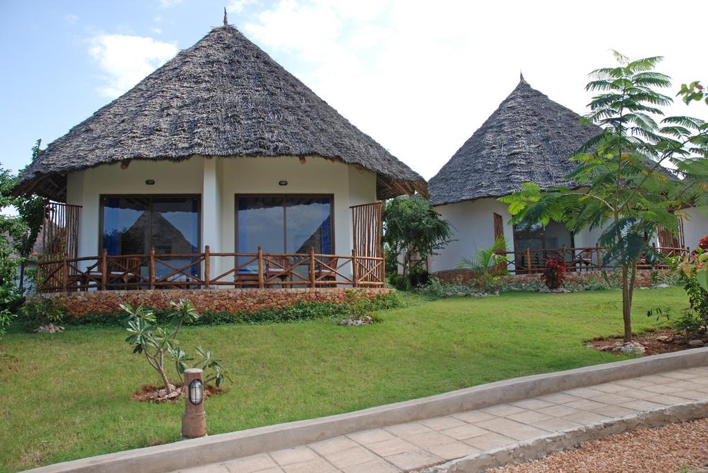 Vacation Hub International - VHI - Travel Club - Sultan Sands Island Resort