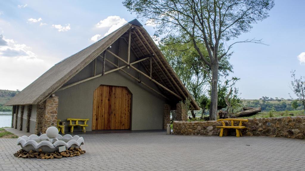 Vacation Hub International - VHI - Cradle Moon Lakeside Game Lodge