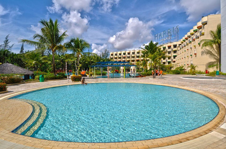 Vacation Hub International - VHI - Travel Club - HARRIS Resort Waterfront Batam