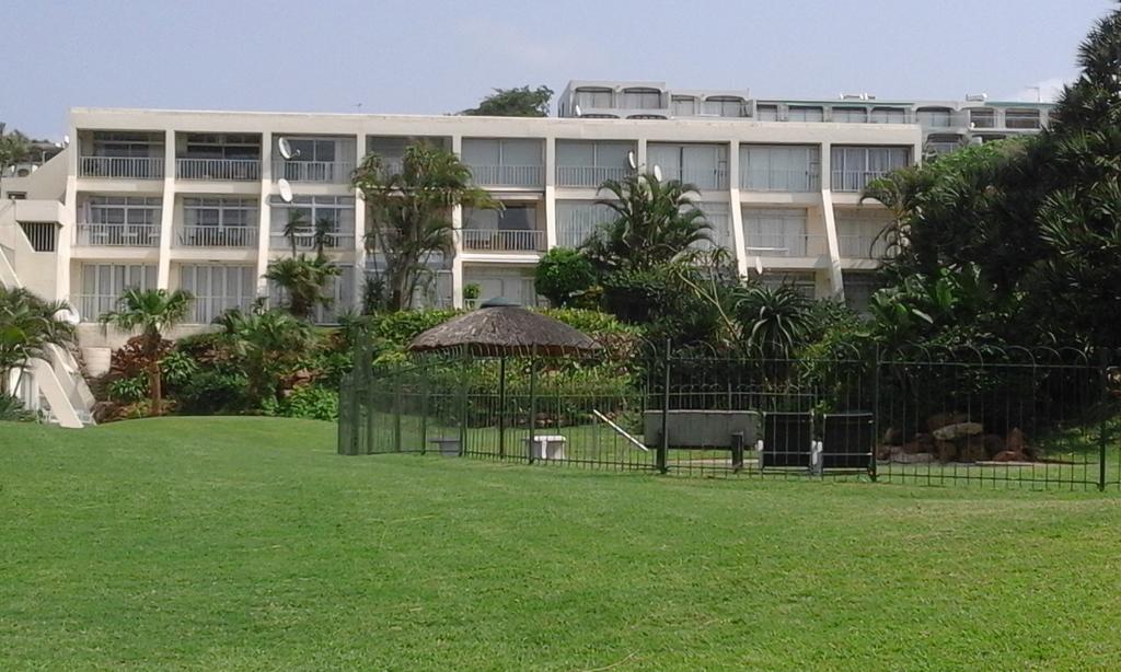 Vacation Hub International - VHI - Travel Club - 22 Kyalanga Beachfront Apartment