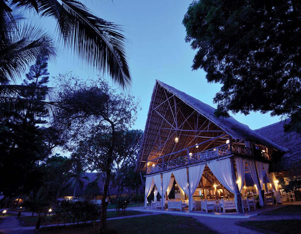 Vacation Hub International - VHI - Travel Club - Sandies Tropical Village