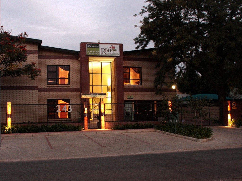 Vacation Hub International - VHI - Travel Club - Rustenburg Boutique Hotel