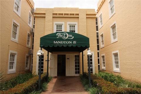 Vacation Hub International - VHI - Travel Club - Don Sandton I V