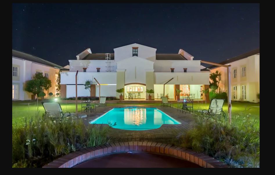 Vacation Hub International - VHI - Travel Club - Town Lodge George