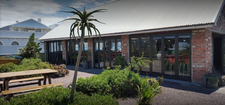 Vacation Hub International - VHI - Travel Club - The Happy Hippo Accommodation