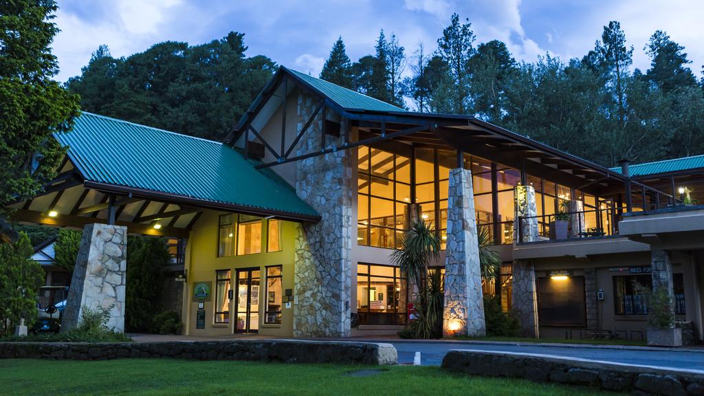 Vacation Hub International - VHI - Travel Club - Drakensberg Gardens Golf And Leisure Resort