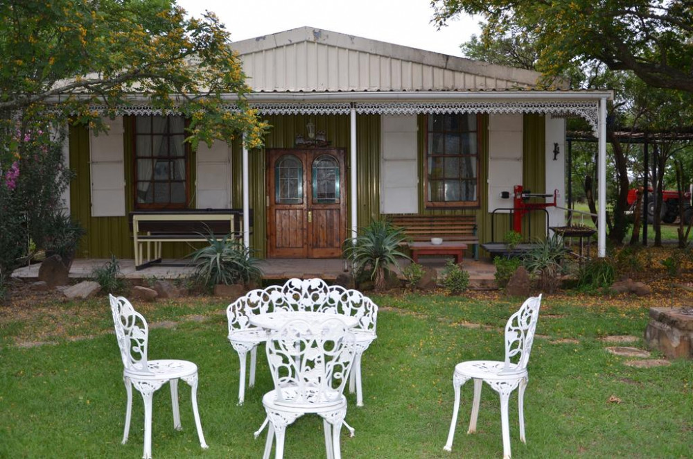 Vacation Hub International - VHI - Travel Club - Acorn Cottages