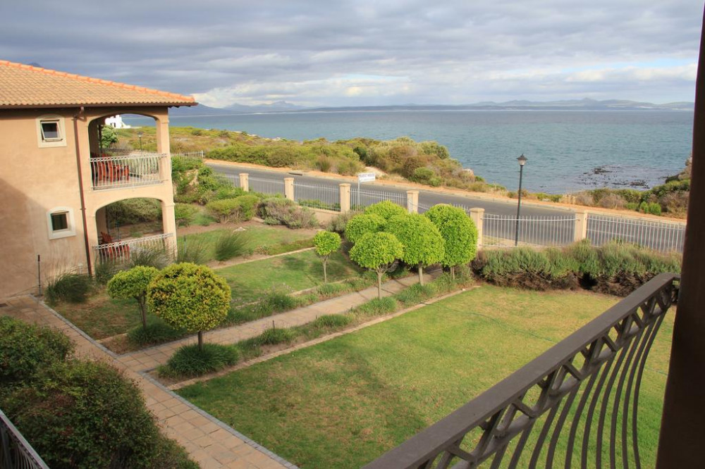 Vacation Hub International - VHI - Travel Club - On The Cliffs Guest House