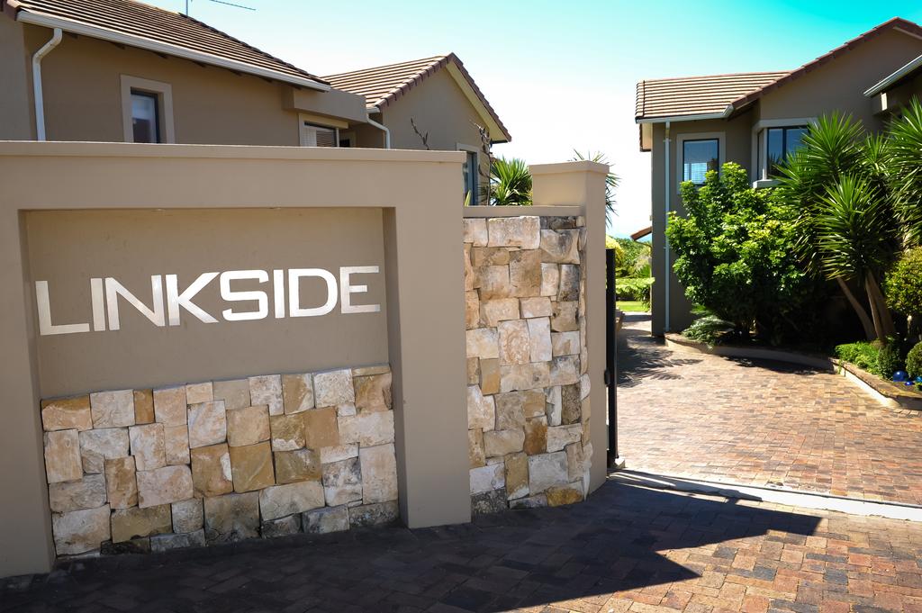 Vacation Hub International - VHI - Travel Club - Linkside 2 Guest House