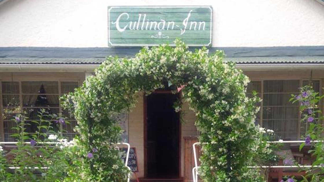 Vacation Hub International - VHI - Travel Club - Cullinan Diamond Inn