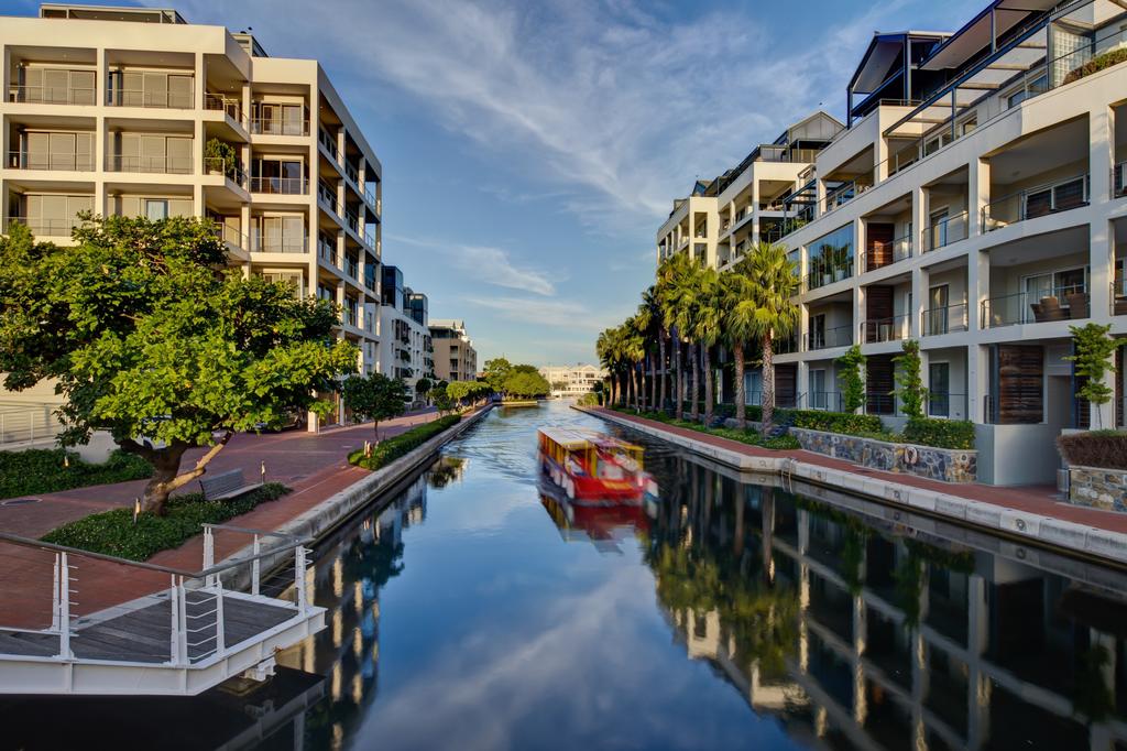 Vacation Hub International - VHI - Travel Club - V&A Marina - Waterfront Apartments