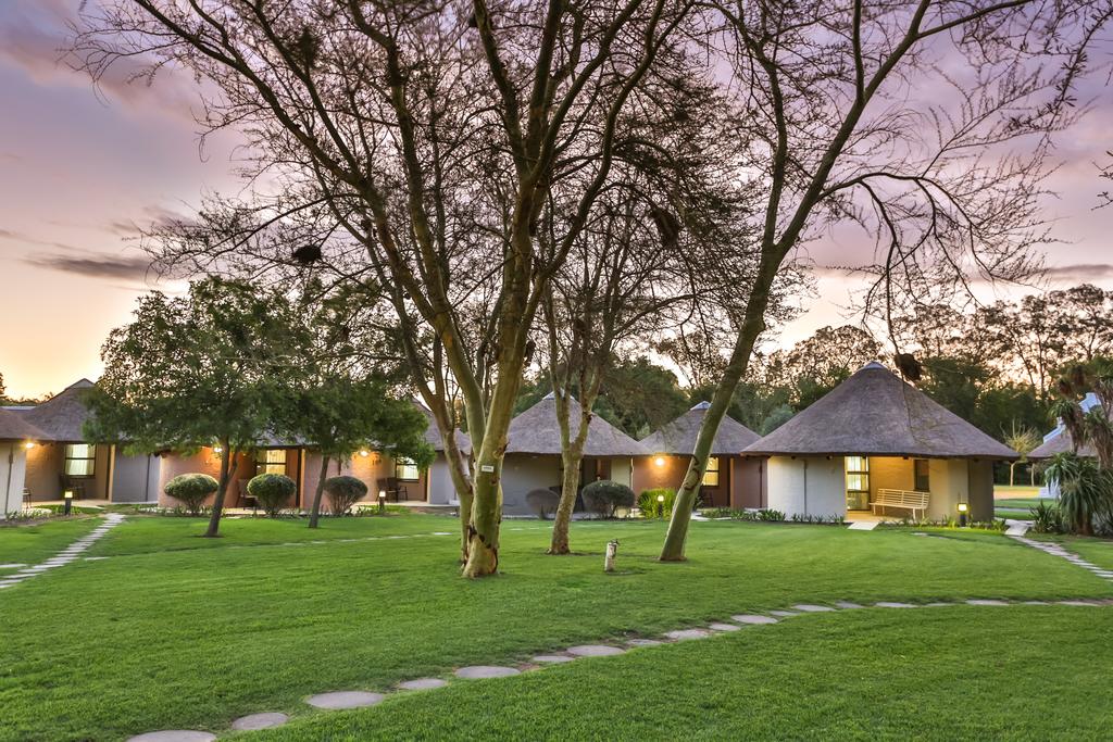 Vacation Hub International - VHI - Travel Club - Protea Hotel by Marriott Oudtshoorn Riempie Estate