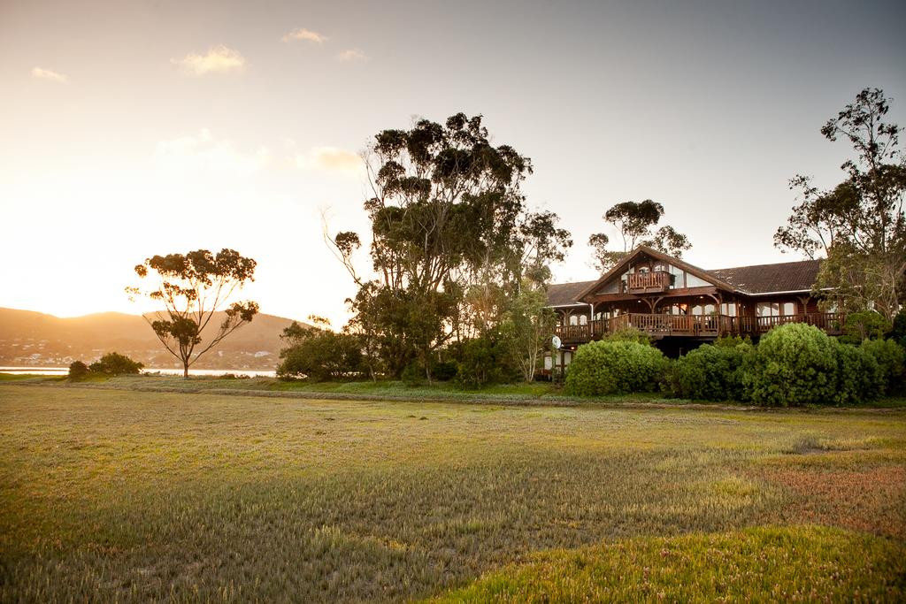 Vacation Hub International - VHI - Travel Club - Oyster Creek Lodge