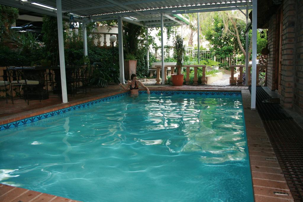 Vacation Hub International - VHI - Amper Bo Guest House