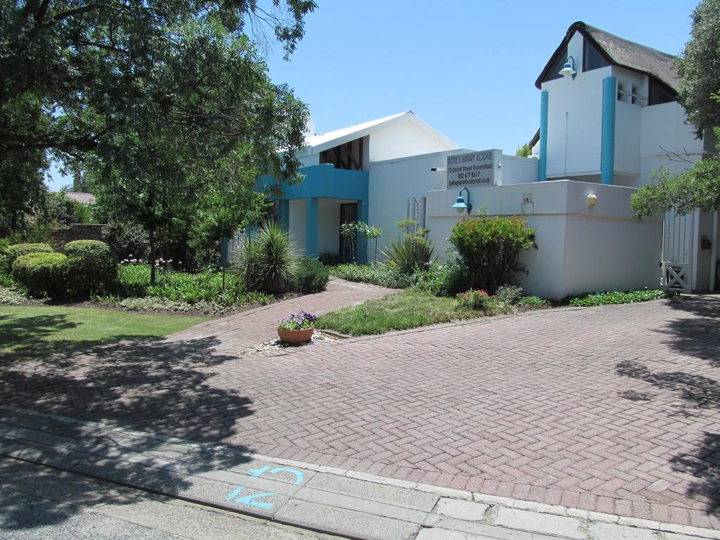 Vacation Hub International - VHI - Travel Club - Betties Luxury Lodge
