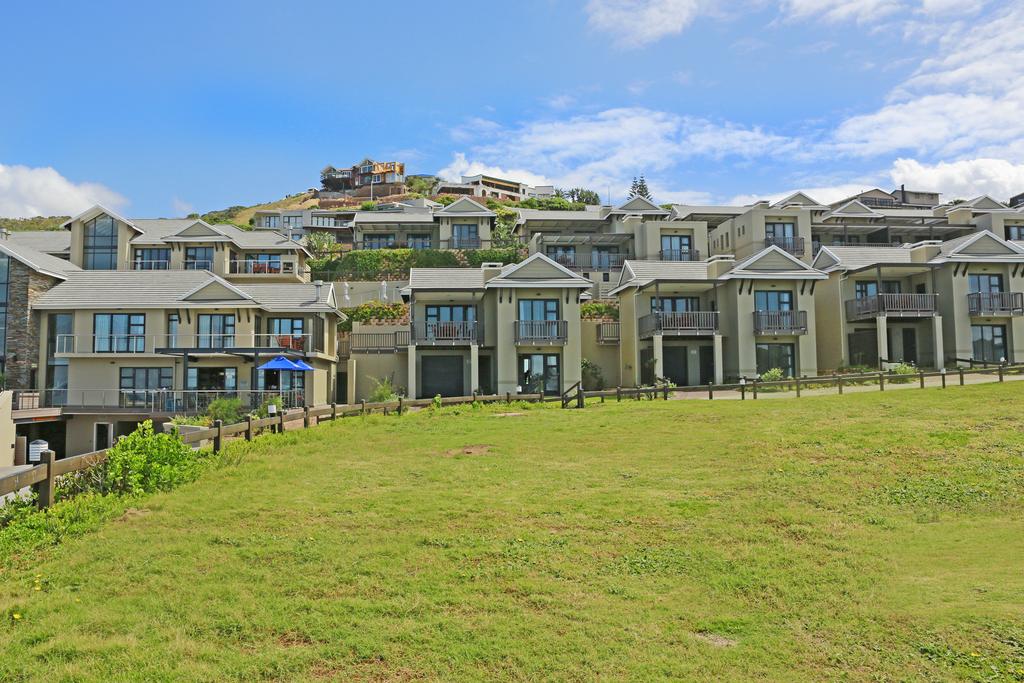 Vacation Hub International - VHI - Travel Club - Brenton Haven Beachfront Resort