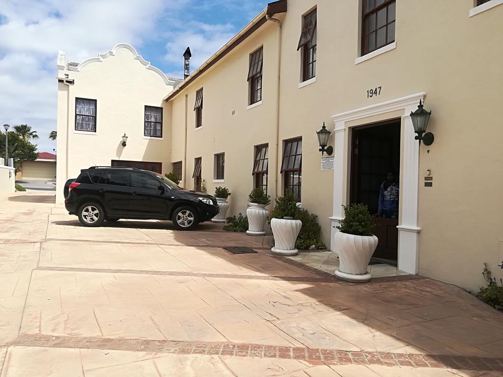 Vacation Hub International - VHI - Travel Club - Blouberg Manor