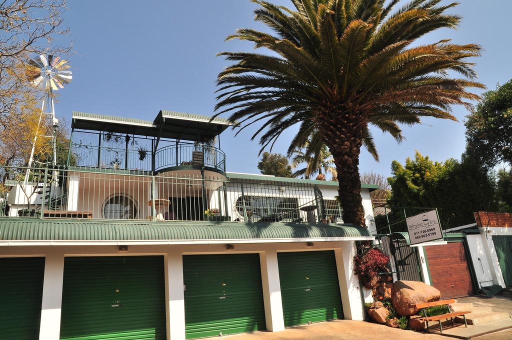 Vacation Hub International - VHI - Agterplaas Bed and Breakfast