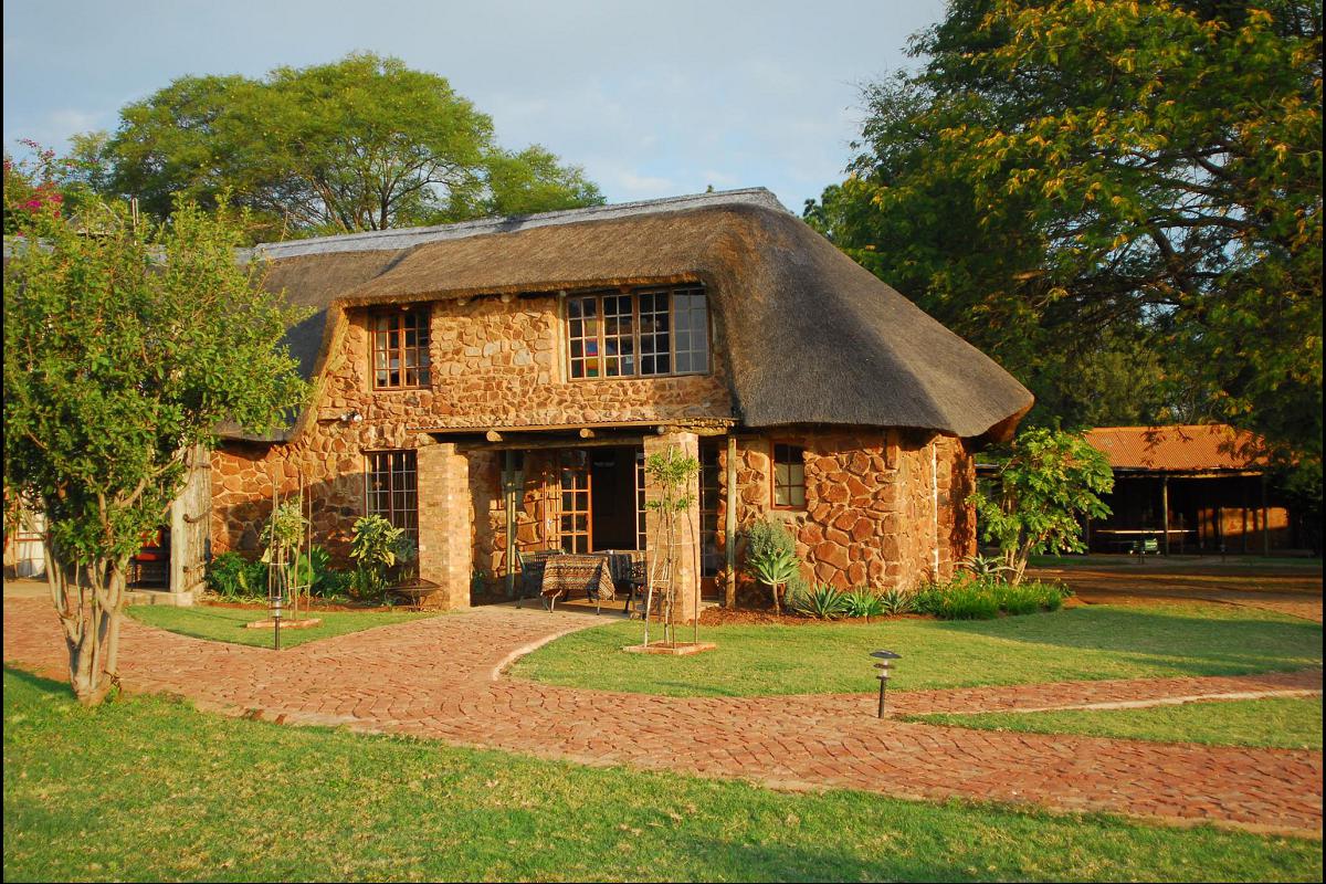 Vacation Hub International - VHI - Travel Club - KwaThabisile Game Lodge