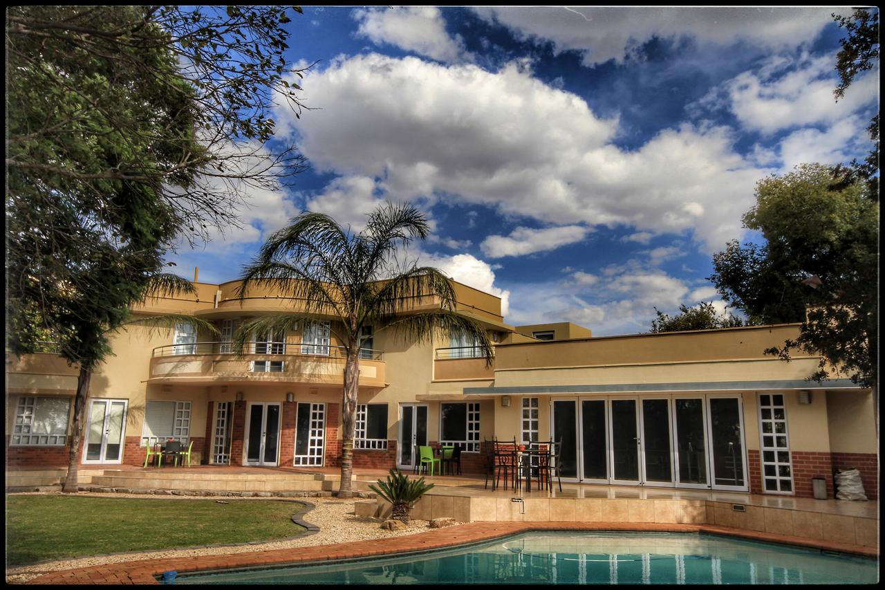 Vacation Hub International - VHI - Impa-lala Country Estate