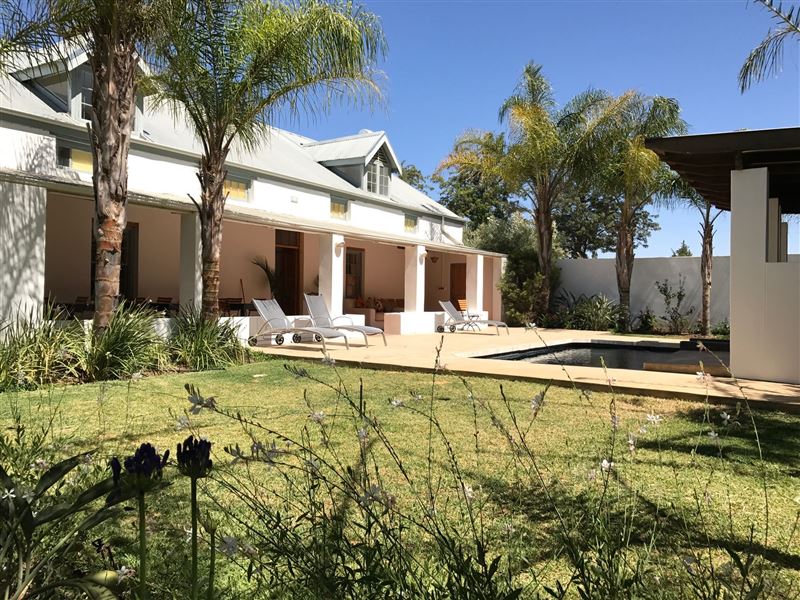 Vacation Hub International - VHI - Travel Club - Shiraz Estate Guest House