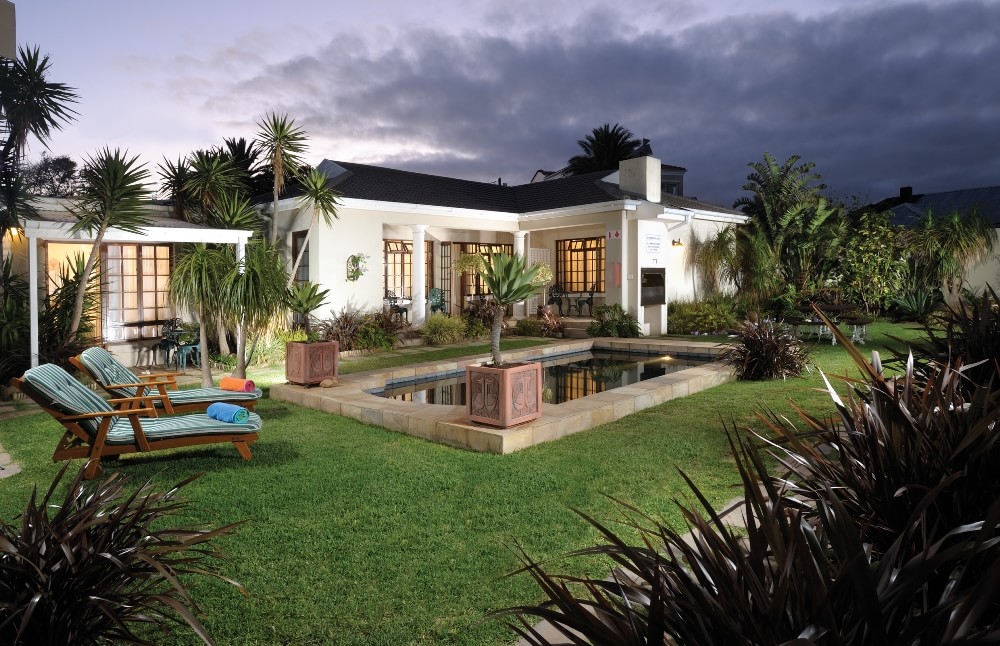Vacation Hub International - VHI - Beachwalk Bed and Breakfast
