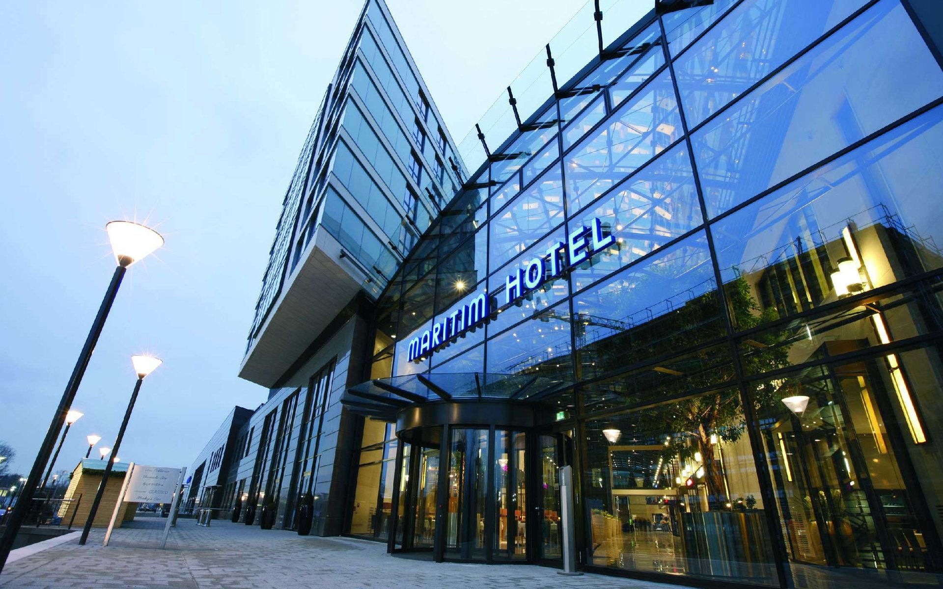 Vacation Hub International - VHI - Travel Club - MARITIM HOTEL DUSSELDORF