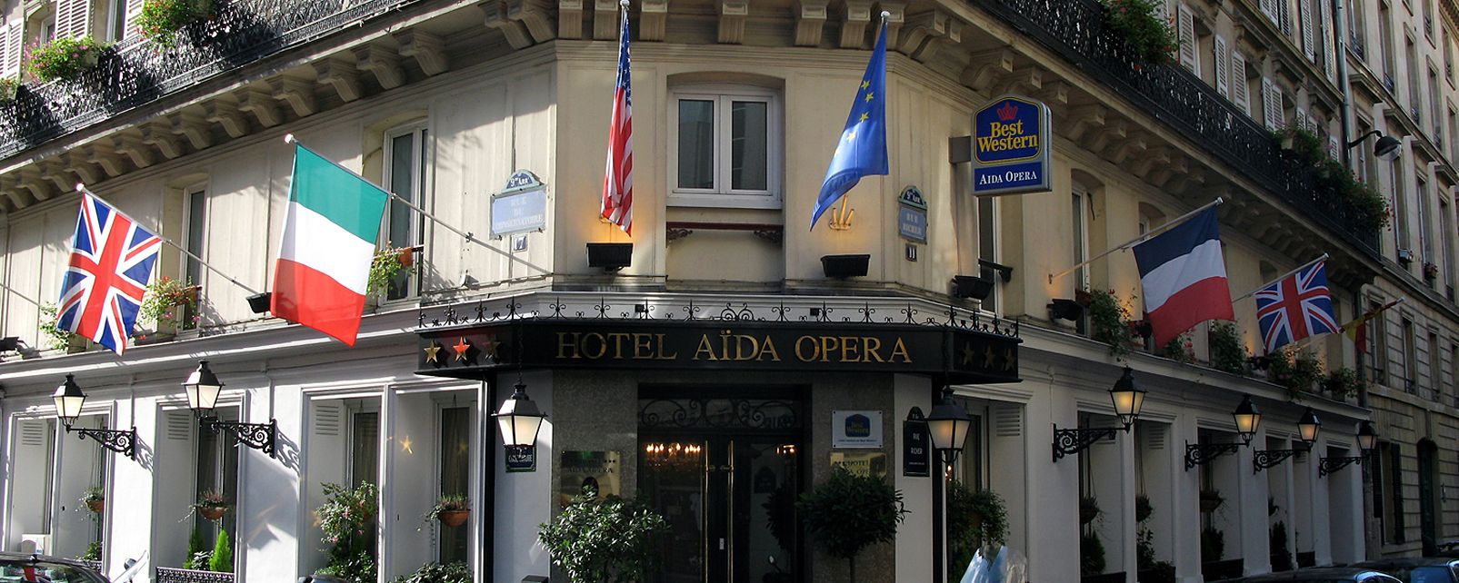 Vacation Hub International - VHI - Travel Club - Aida Opera Hotel