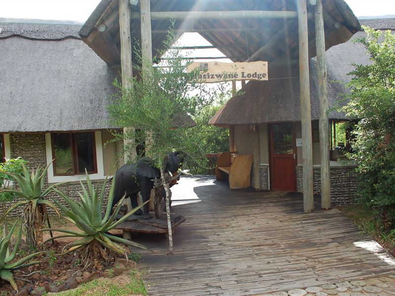 Vacation Hub International - VHI - Travel Club - Royal Thonga Safari Lodge