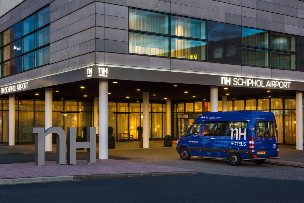 Vacation Hub International - VHI - Travel Club - NH Amsterdam Schiphol Airport