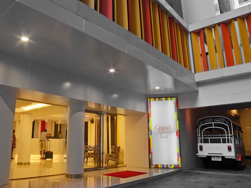 Vacation Hub International - VHI - Travel Club - Grand Alpine Hotel