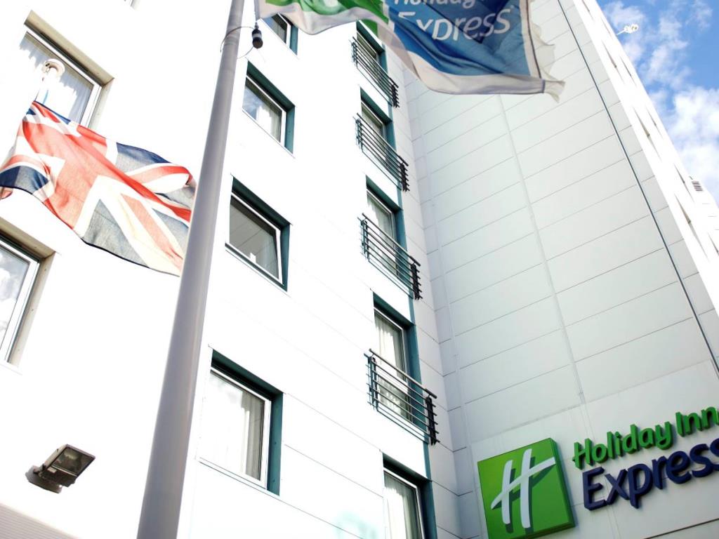 Vacation Hub International - VHI - Travel Club - Holiday Inn Express London Croydon